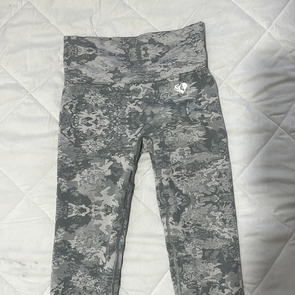 Women’s Best Camo Seamless Leggings